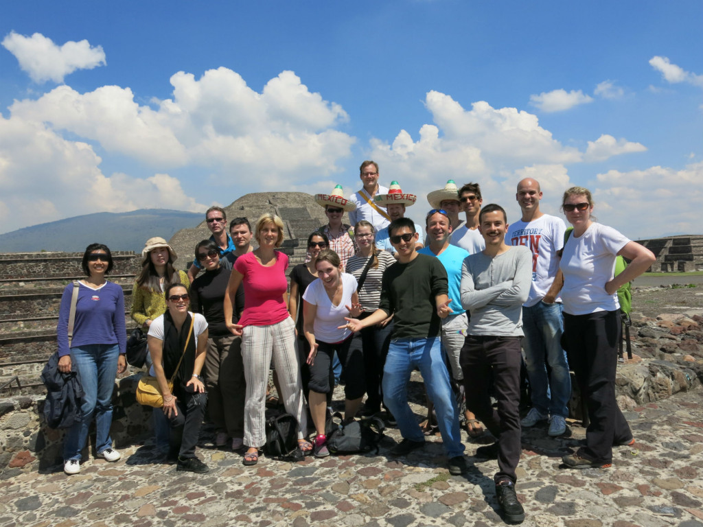 Climate Savers conference attendees at the Teotihuacan pyramids © Mary Ann van Bodegraven 2013 