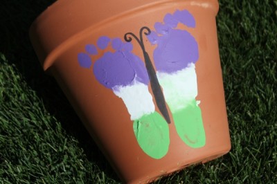 Clay pot: Funfamilycrafts.com