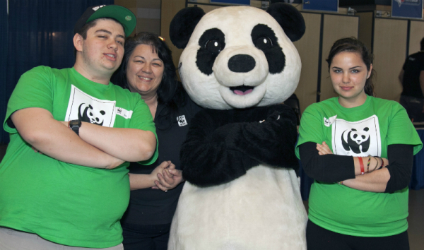 WWF-Canada_CN_Tower2013_Public_James_Carpenter_IMG_9572-600x354