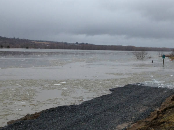 High flow on St.John River ©Simon J. Mitchell