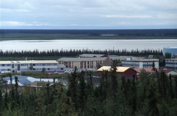 Community of Inuvik, Northwest Territories, Canada. © Peter Ewins / WWF-Canada